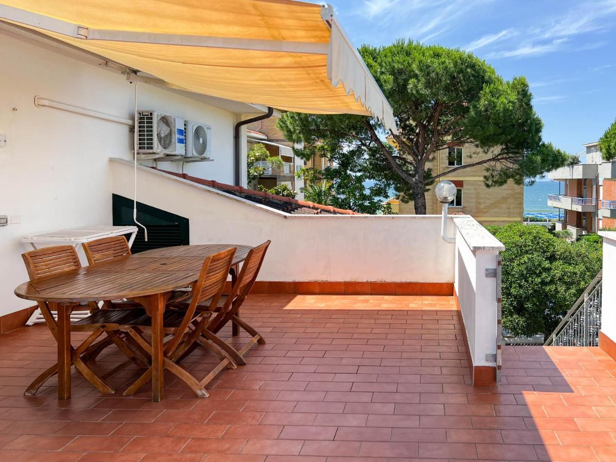 Апартаменты Il Mare In Giardino Скаури Экстерьер фото