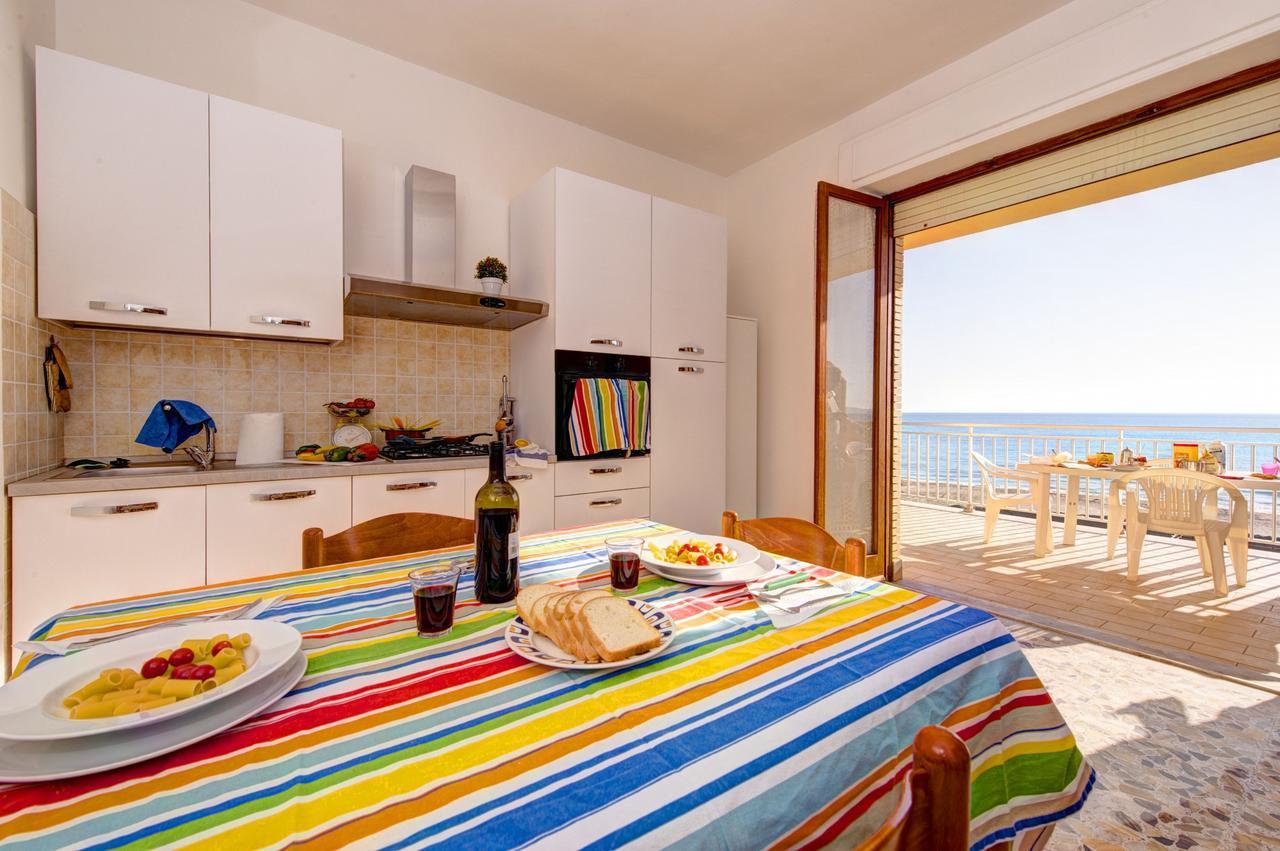 Апартаменты Il Mare In Giardino Скаури Экстерьер фото